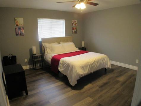 516 SE 4th Terrace Cape Coral FL 33990