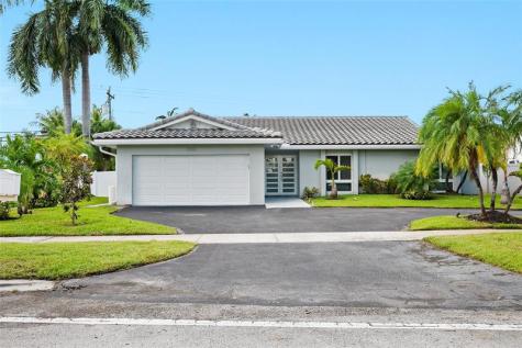 21100 Highland Lakes Boulevard Miami FL 33179