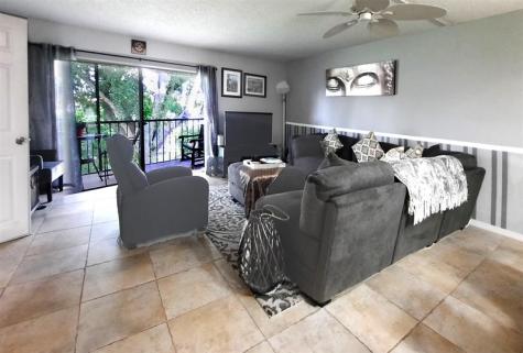 291 S Hollybrook Drive Pembroke Pines FL 33025