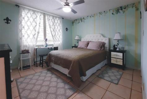 291 S Hollybrook Drive Pembroke Pines FL 33025