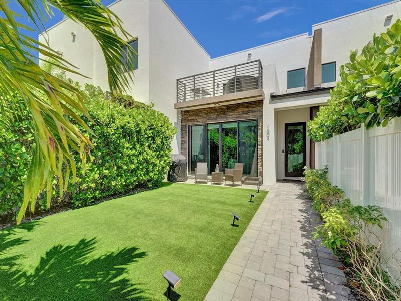 1604 SW 4th Avenue Fort Lauderdale FL 33315