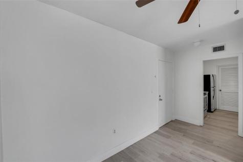301 Croton Avenue Lantana FL 33462