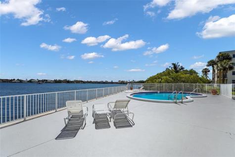301 Croton Avenue Lantana FL 33462