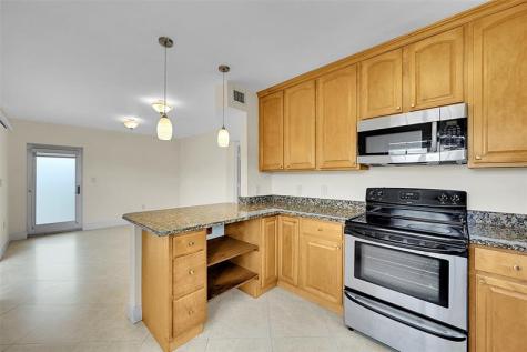 410 SW 15th Street Pompano Beach FL 33060