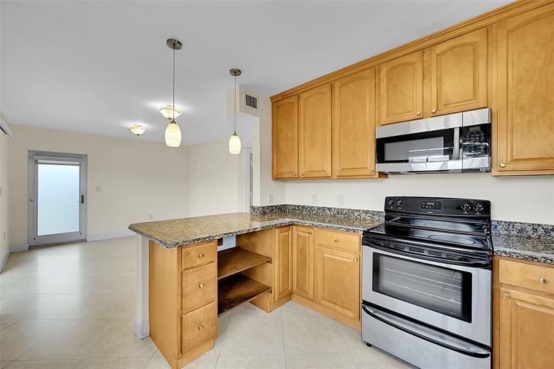 410 SW 15th Street Pompano Beach FL 33060