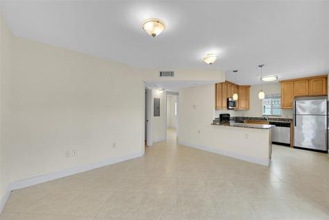 410 SW 15th Street Pompano Beach FL 33060