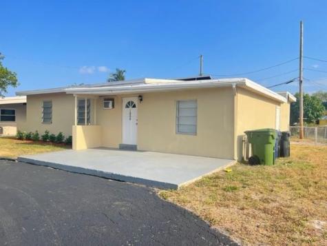 1000 NW 11th Court Fort Lauderdale FL 33311