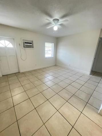 1000 NW 11th Court Fort Lauderdale FL 33311