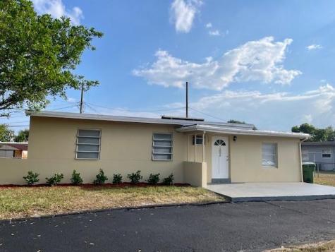 1000 NW 11th Court Fort Lauderdale FL 33311
