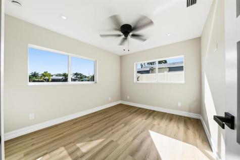 4751 NE 4th Avenue Oakland Park FL 33334