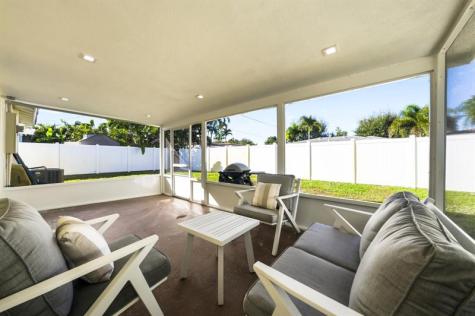 4751 NE 4th Avenue Oakland Park FL 33334