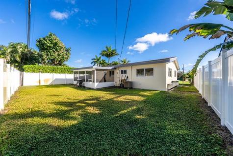 4751 NE 4th Avenue Oakland Park FL 33334