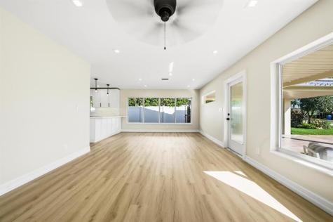 4751 NE 4th Avenue Oakland Park FL 33334
