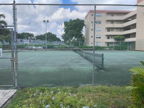 404 NW 68th Avenue Plantation FL 33317