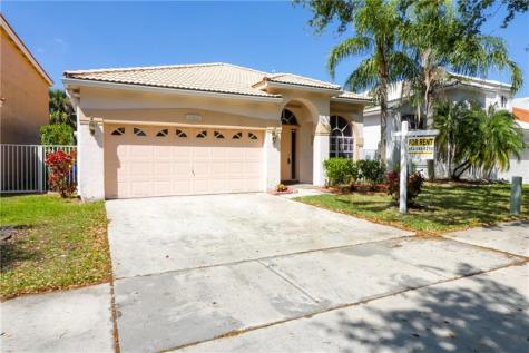 10825 Morningstar Drive Cooper City FL 33026