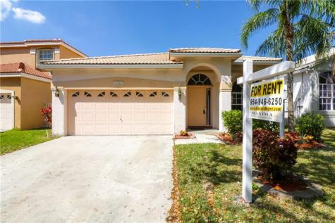 10825 Morningstar Drive Cooper City FL 33026