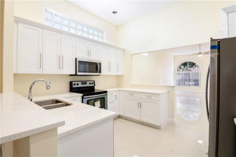 10825 Morningstar Drive Cooper City FL 33026
