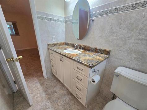 3531 NW 50th Avenue Lauderdale Lakes FL 33319