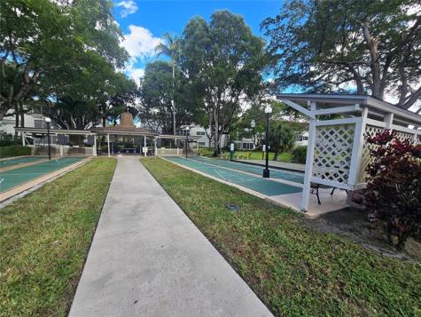 3531 NW 50th Avenue Lauderdale Lakes FL 33319