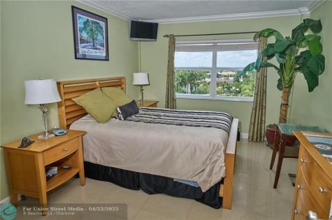 2555 NE 11th Street Fort Lauderdale FL 33304