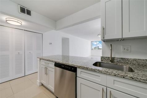 9001 SW 77th Avenue Miami FL 33156