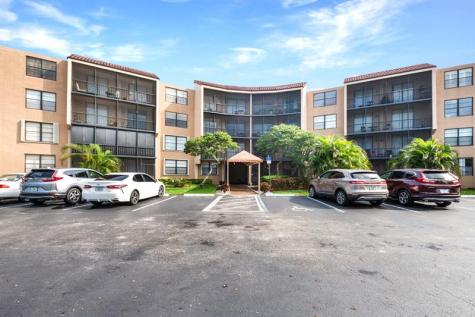 3900 N Hills Drive Hollywood FL 33021
