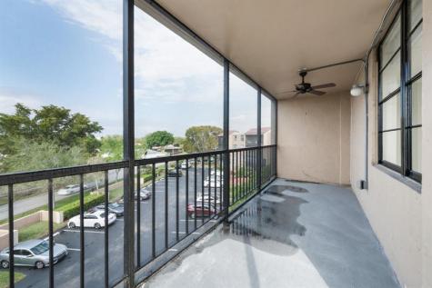 3900 N Hills Drive Hollywood FL 33021