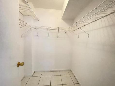 2900 NW 47th Terrace Lauderdale Lakes FL 33313