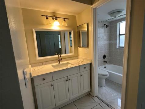 9971 Twin Lakes Drive Coral Springs FL 33071