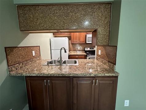 9971 Twin Lakes Drive Coral Springs FL 33071