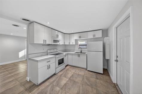 2009 NW 21st Avenue Fort Lauderdale FL 33311