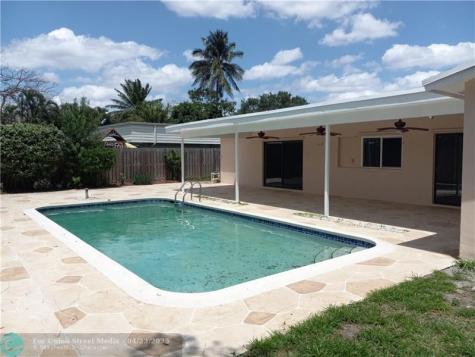 5151 SW 101st Avenue Cooper City FL 33328