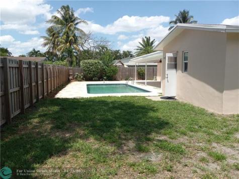5151 SW 101st Avenue Cooper City FL 33328