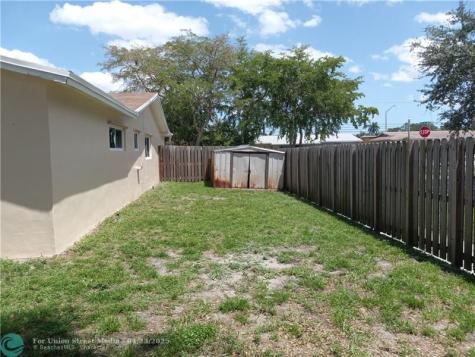 5151 SW 101st Avenue Cooper City FL 33328