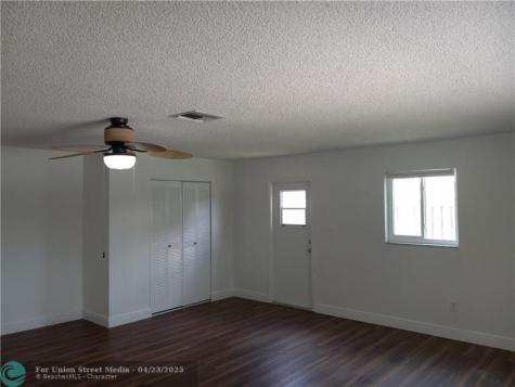 5151 SW 101st Avenue Cooper City FL 33328