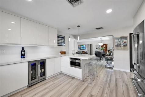 5281 NE 19th Avenue Fort Lauderdale FL 33308
