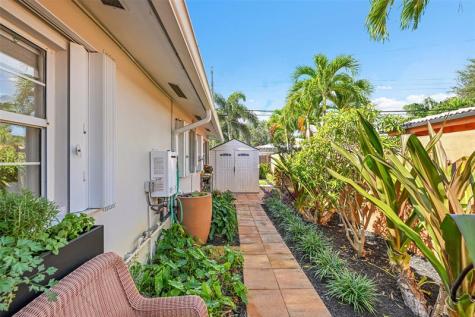 5281 NE 19th Avenue Fort Lauderdale FL 33308
