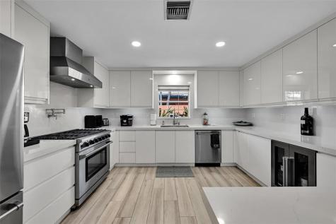 5281 NE 19th Avenue Fort Lauderdale FL 33308