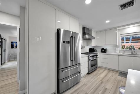 5281 NE 19th Avenue Fort Lauderdale FL 33308