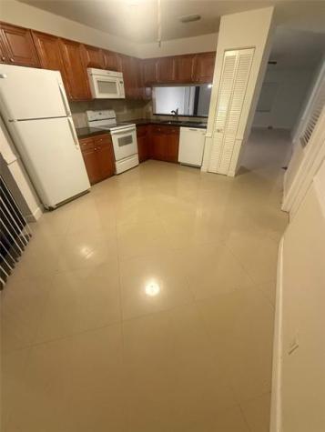 9011 W Sunrise Boulevard Plantation FL 33322