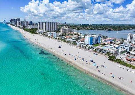 320 S Surf Road Hollywood FL 33019