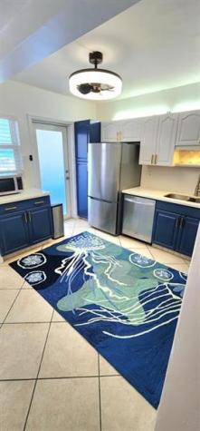 320 S Surf Road Hollywood FL 33019