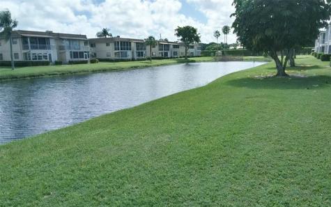 307 Saxony G Delray Beach FL 33446