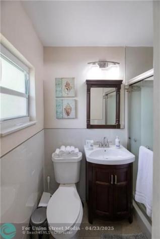 2613-2615 NE 33rd Avenue Fort Lauderdale FL 33308