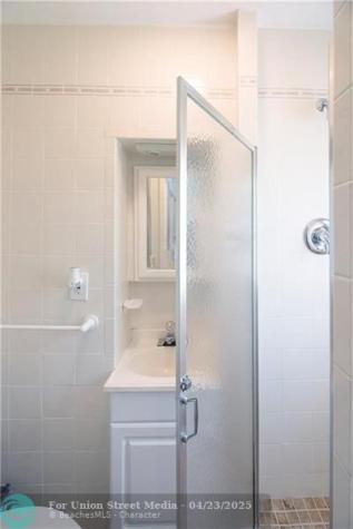 2613-2615 NE 33rd Avenue Fort Lauderdale FL 33308