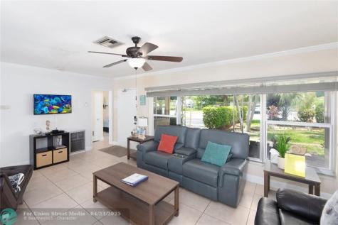 2613-2615 NE 33rd Avenue Fort Lauderdale FL 33308