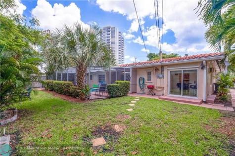 2613-2615 NE 33rd Avenue Fort Lauderdale FL 33308