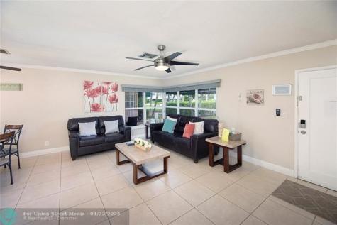 2613-2615 NE 33rd Avenue Fort Lauderdale FL 33308