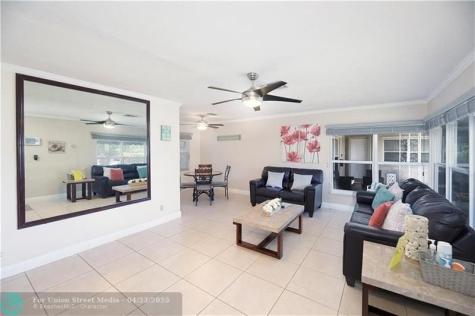 2613-2615 NE 33rd Avenue Fort Lauderdale FL 33308