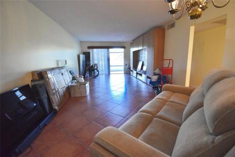 4301 Martinique Circle Coconut Creek FL 33066